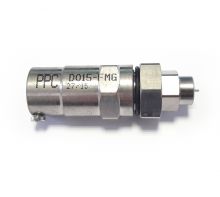 D015-FmG F-Stecker für nkx (2,1/8,8) mit Erdungsanschluss